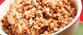 Как хранить вареную гречку и рис: можно ли их замораживать